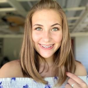 Meet your Posher, Hailee